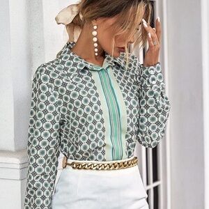 Geometric button down blouse - Like new